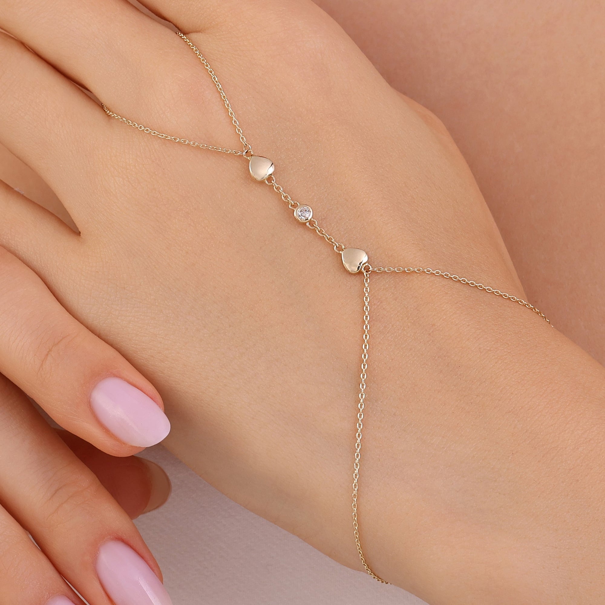 Amora Hand Chain